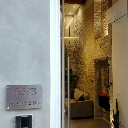 Vicolo Dei Duelli Industrial Apartman Ferrara